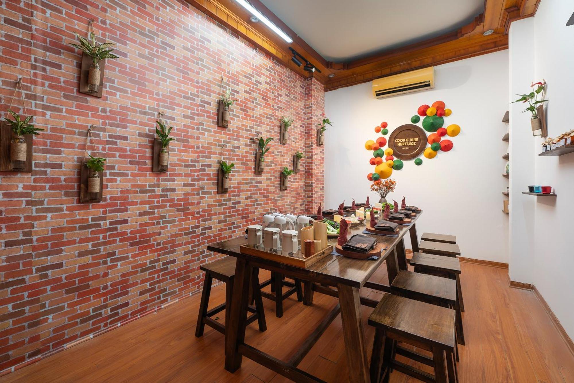 Hanoi Solo Hostel Exterior photo